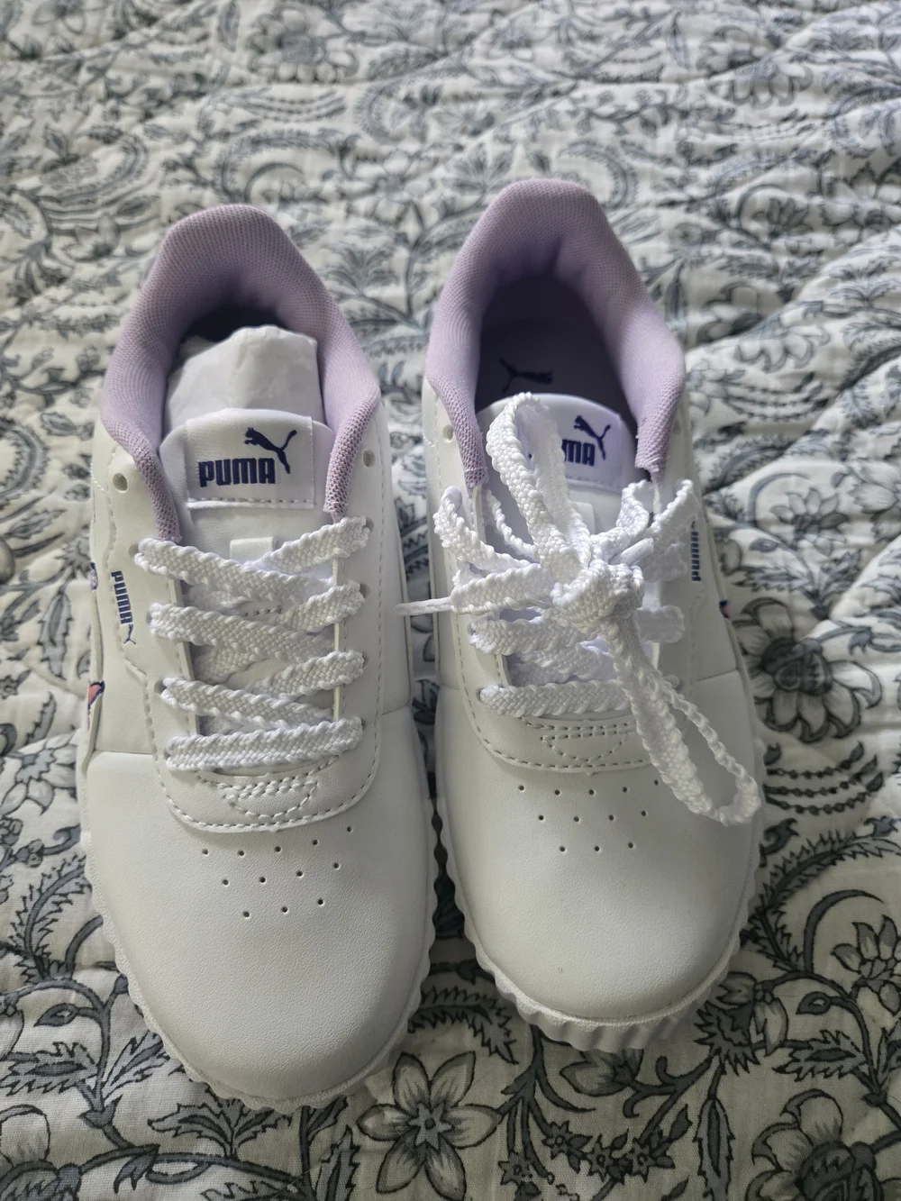 New Puma White Kids Sneakers with Lavender Lining and Butterfly Motif